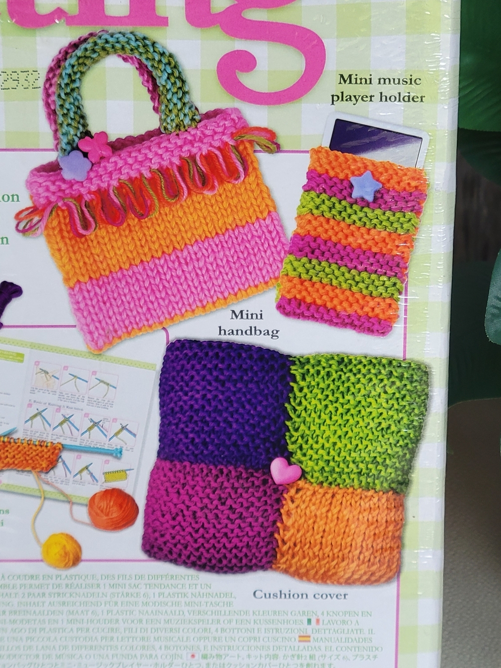 Knitting Arts Kit Easy To Do - Picture 3 of 7